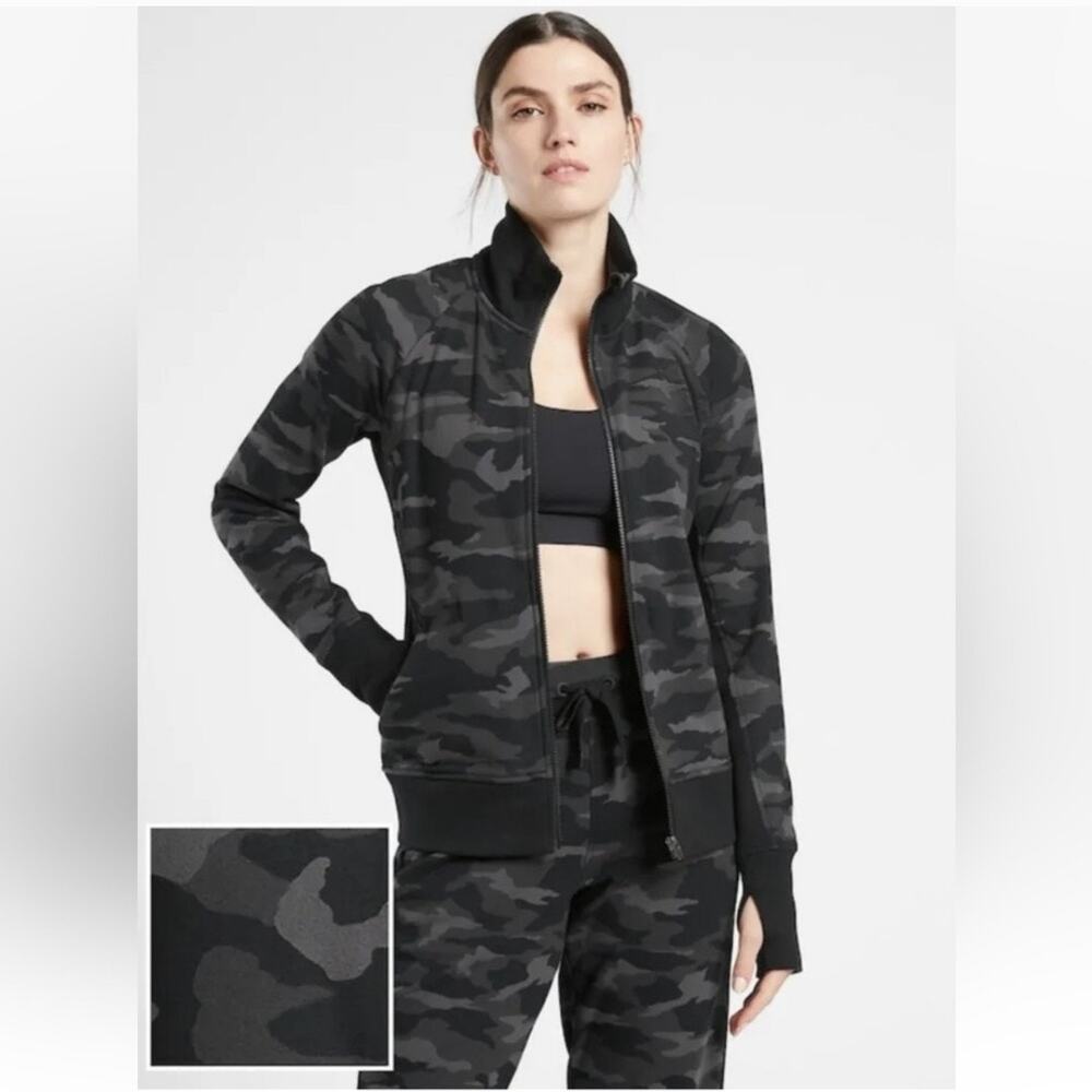 Athleta Triumph Printed Pull Zip Jacket Camo Size Large